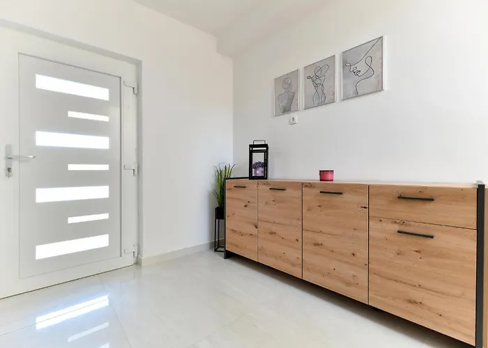 4 Bedroom Amazing In * Prkos