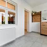 4 Bedroom Amazing In *